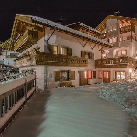 Appartamenti Vilin San Cassiano  Exterior foto